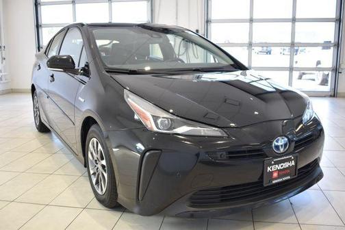 Midnight Black Metallic 2019 Toyota Prius XLE