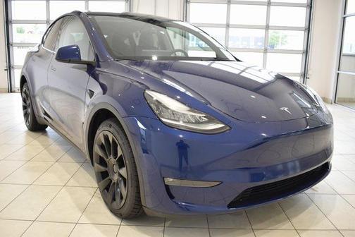 2022 Tesla Model Y Long Range Dual Motor All-Wheel Drive