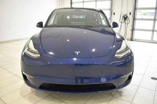 2022 Tesla Model Y Long Range Dual Motor All-Wheel Drive
