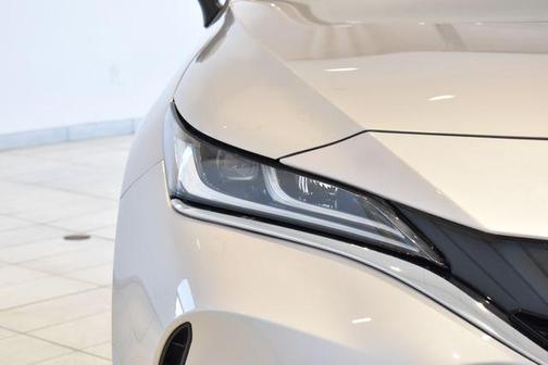 2022 Toyota Venza XLE