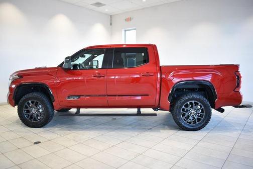 2023 Toyota Tundra Hybrid Platinum