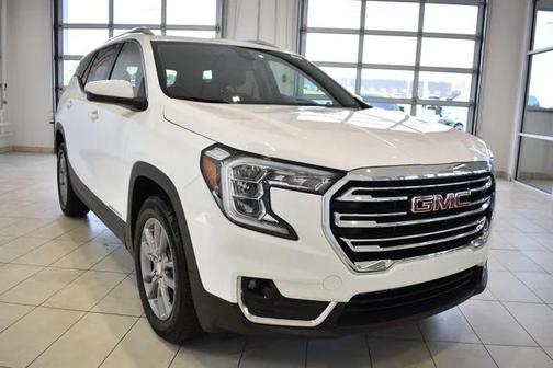 Summit White 2024 GMC Terrain SLT
