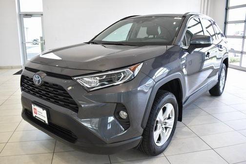 2020 Toyota RAV4 Hybrid XLE