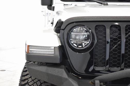 2021 Jeep Gladiator Willys 4x4