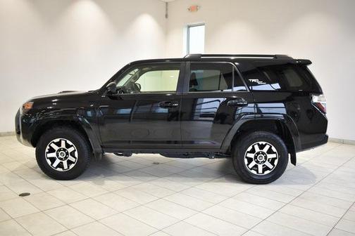 2024 Toyota 4Runner TRD Off Road