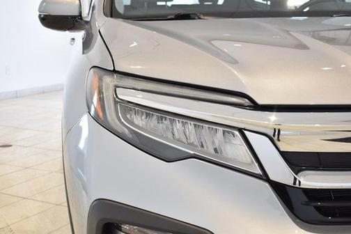 2019 Honda Pilot Touring 8-Passenger