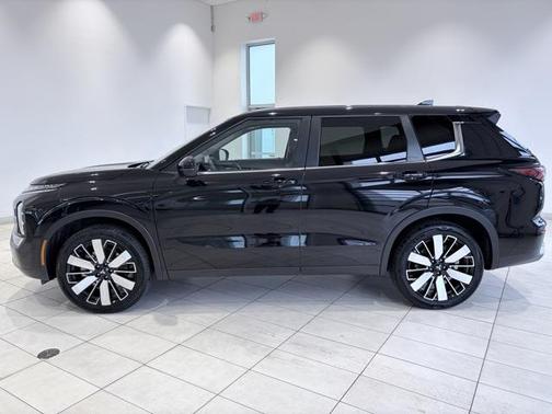 2025 Mitsubishi Outlander SE 2.5 S-AWC