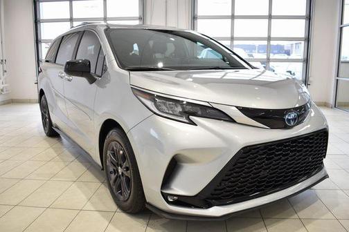 2024 Toyota Sienna XSE 7 Passenger