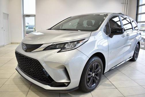 2024 Toyota Sienna XSE 7 Passenger