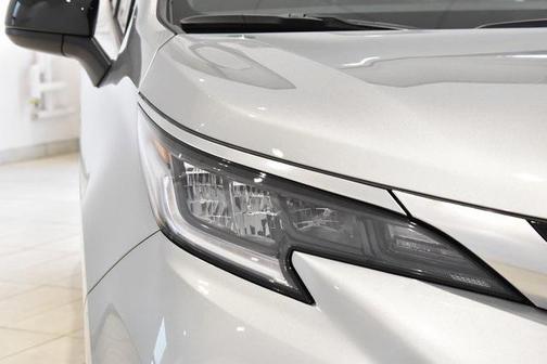 2024 Toyota Sienna XSE 7 Passenger