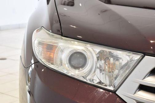 Sizzling Crimson Mica 2013 Toyota Highlander Limited