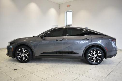 2023 Toyota Crown XLE