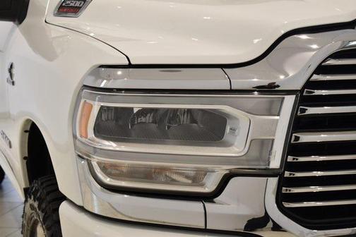 2023 RAM 2500 Laramie Crew Cab 4x4 6'4' Box