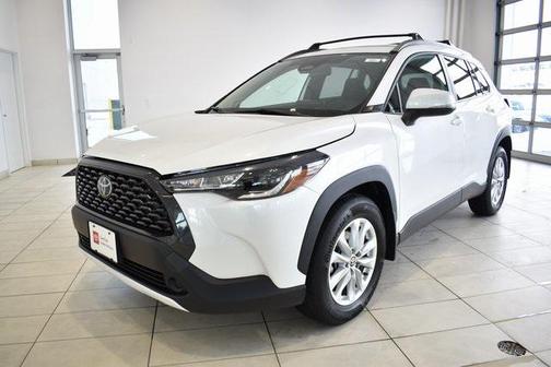 2023 Toyota Corolla Cross LE