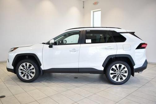 2025 Toyota RAV4 XLE Premium