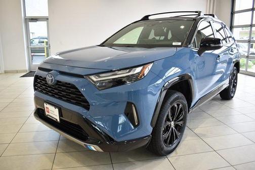 2023 Toyota RAV4 Hybrid SE