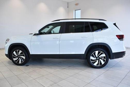 2025 Volkswagen Atlas 2.0T SE w/Technology 4MOTION