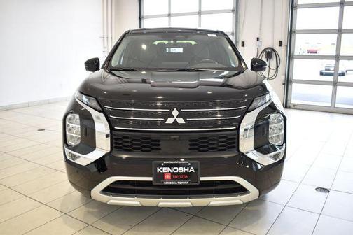 Black 2024 Mitsubishi Outlander SE Black Edition w/Pano Roof S-AWC