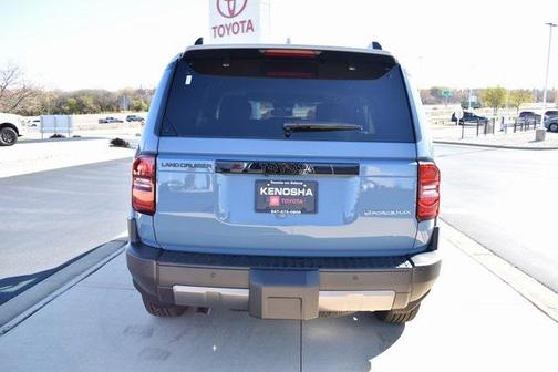 2026 Toyota Land Cruiser Base