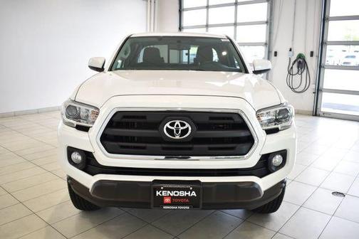 Super White 2016 Toyota Tacoma SR5