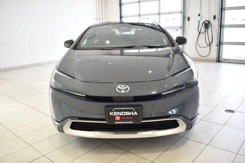 Guardian Gray 2024 Toyota Prius Prime SE
