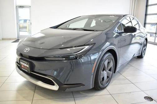Guardian Gray 2024 Toyota Prius Prime SE