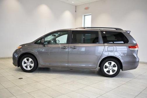 2014 Toyota Sienna LE