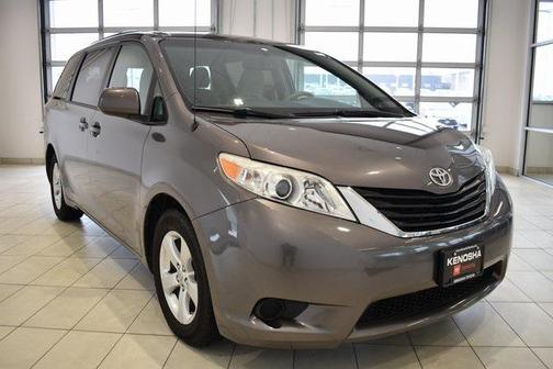 2014 Toyota Sienna LE