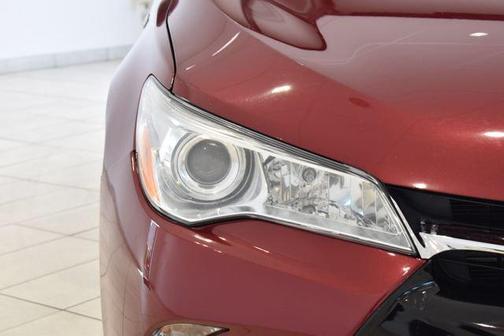 Ruby Flare Pearl 2015 Toyota Camry Hybrid XLE