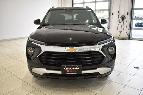 Mosaic Black Metallic 2024 Chevrolet Trailblazer LT