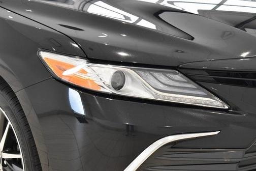 2022 Toyota Camry Hybrid XLE