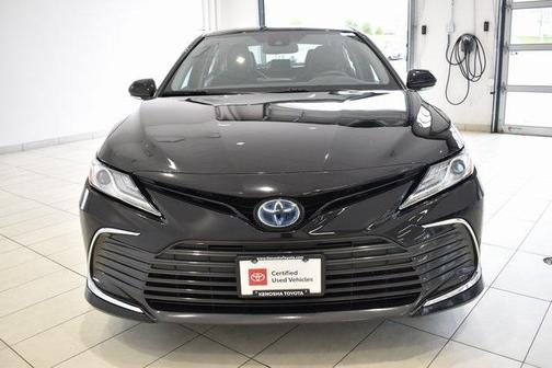 2022 Toyota Camry Hybrid XLE