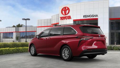 2025 Toyota Sienna XLE 7 Passenger