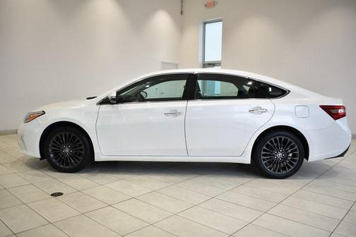 2017 Toyota Avalon Touring