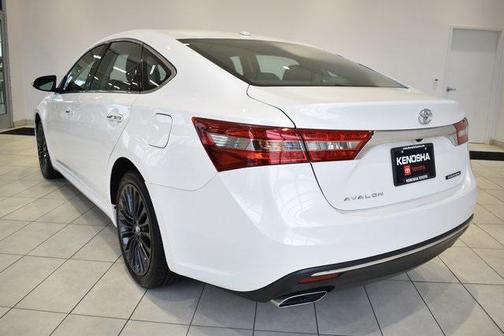 2017 Toyota Avalon Touring