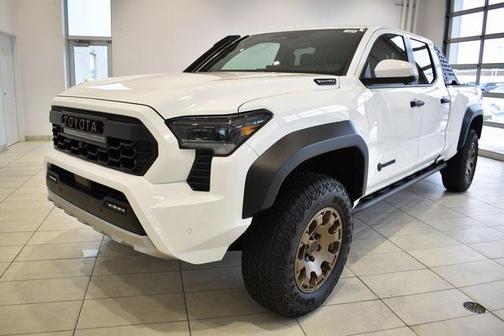2025 Toyota Tacoma Hybrid Trailhunter