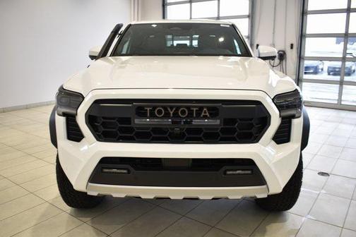 2025 Toyota Tacoma Hybrid Trailhunter