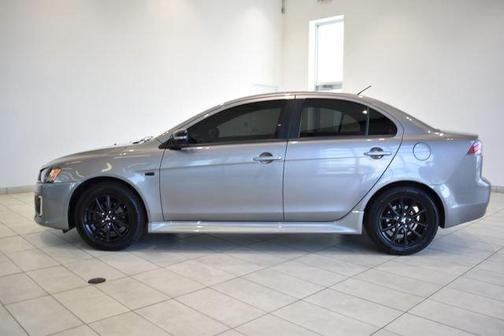 Mercury Gray Pearl 2017 Mitsubishi Lancer LE