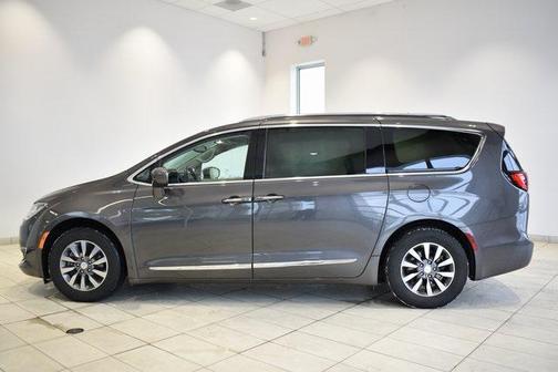 2019 Chrysler Pacifica Touring-L Plus