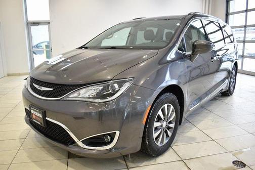 2019 Chrysler Pacifica Touring-L Plus