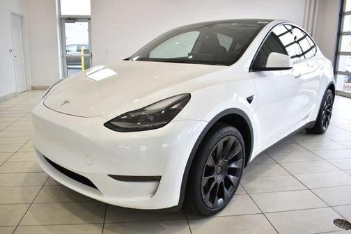 2024 Tesla Model Y Long Range Dual Motor All-Wheel Drive