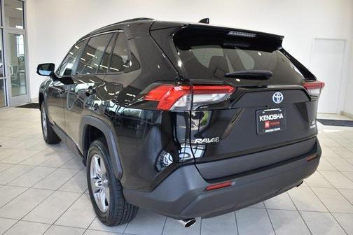 2024 Toyota RAV4 Hybrid XLE
