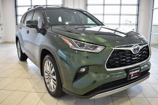 2023 Toyota Highlander Hybrid Platinum