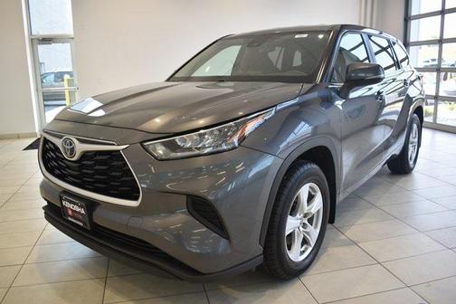 2023 Toyota Highlander LE