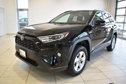 2020 Toyota RAV4 Hybrid XLE