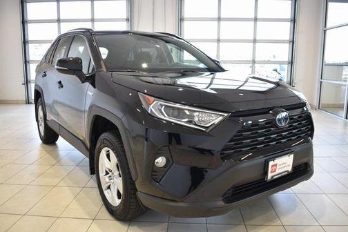 2020 Toyota RAV4 Hybrid XLE