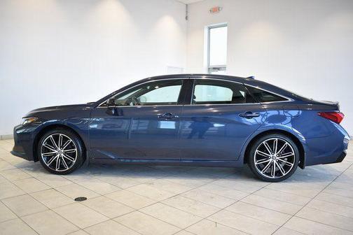 2019 Toyota Avalon XSE