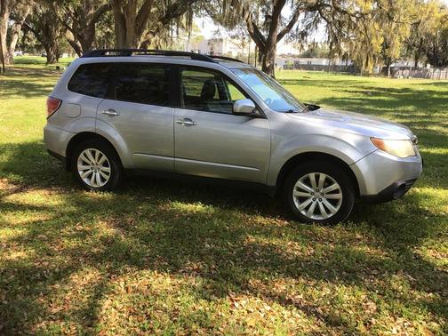 2013 Subaru Forester 2.5X Limited