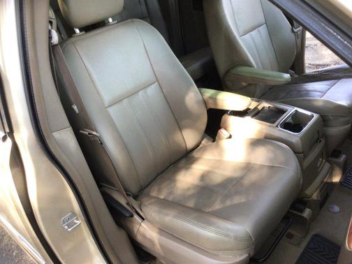 Beige 2014 Chrysler Town & Country Touring