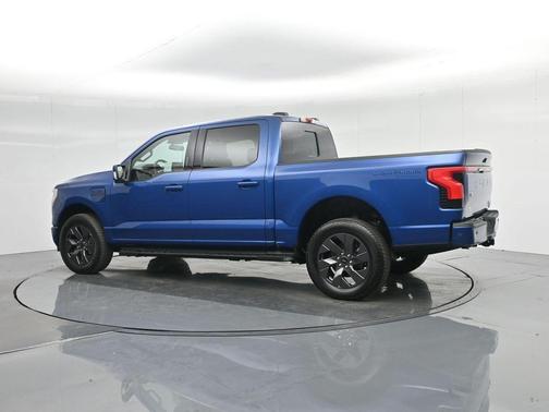 2022 Ford F-150 Lightning LARIAT